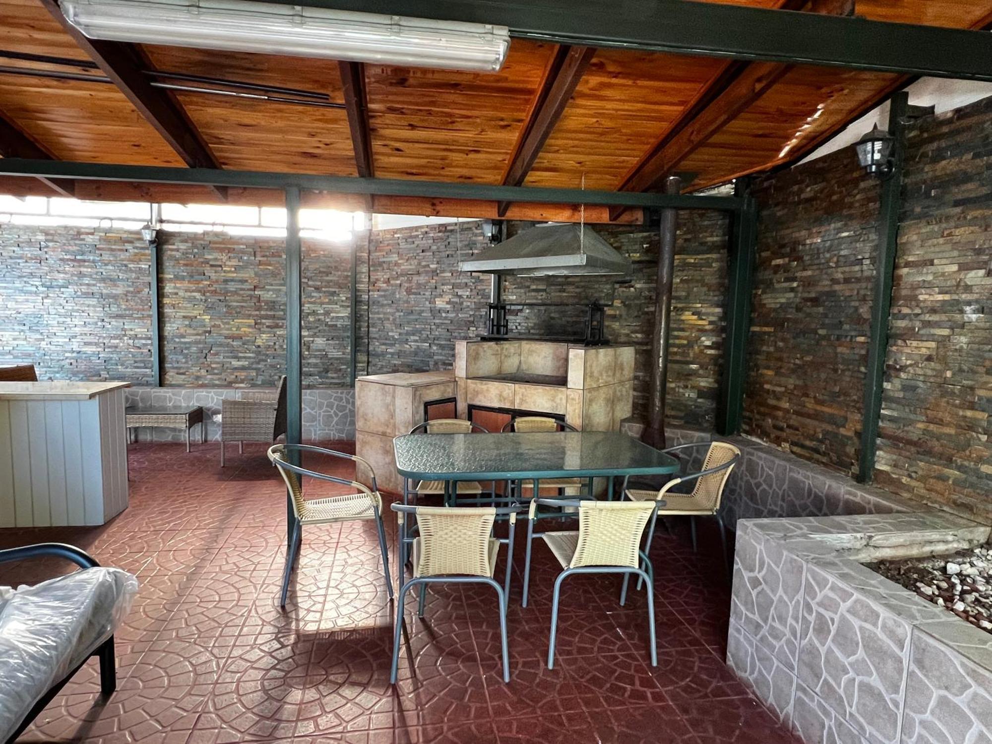 Nogales House, By Pewma Apartamento Chillán